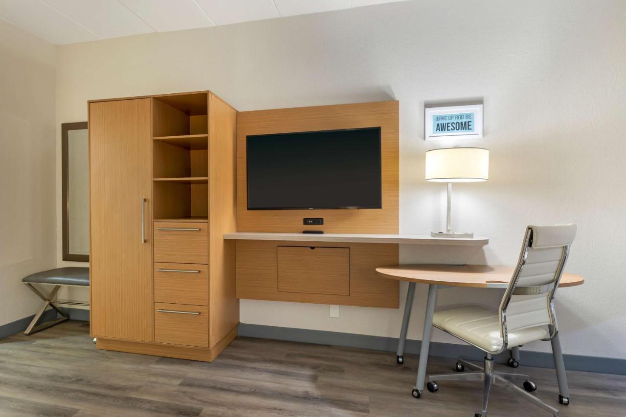 Western Executive Richmond Hotel 3*
