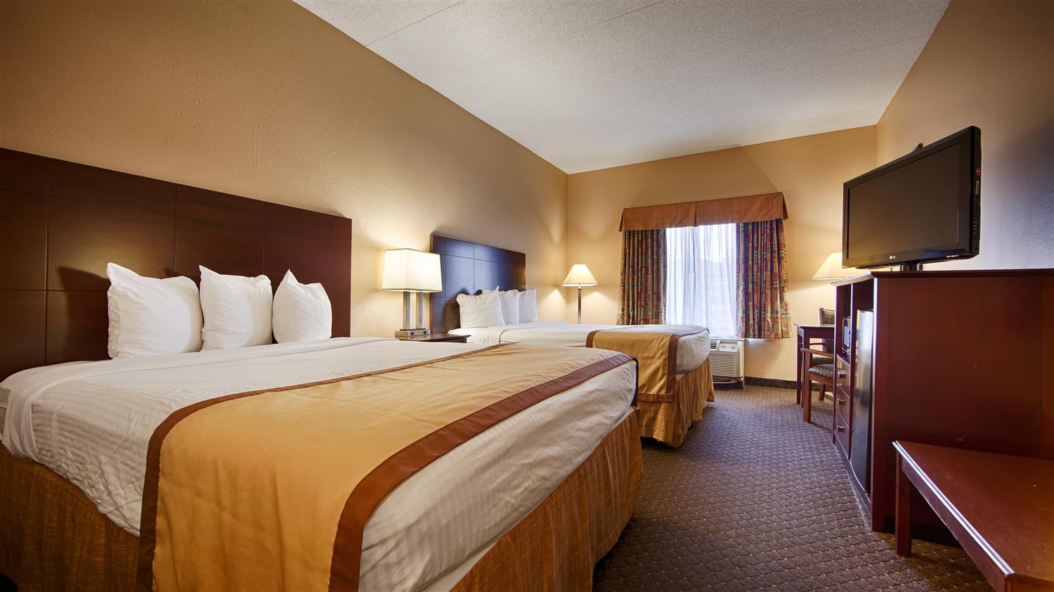 Hotel Western Executive Richmond Dumbarton