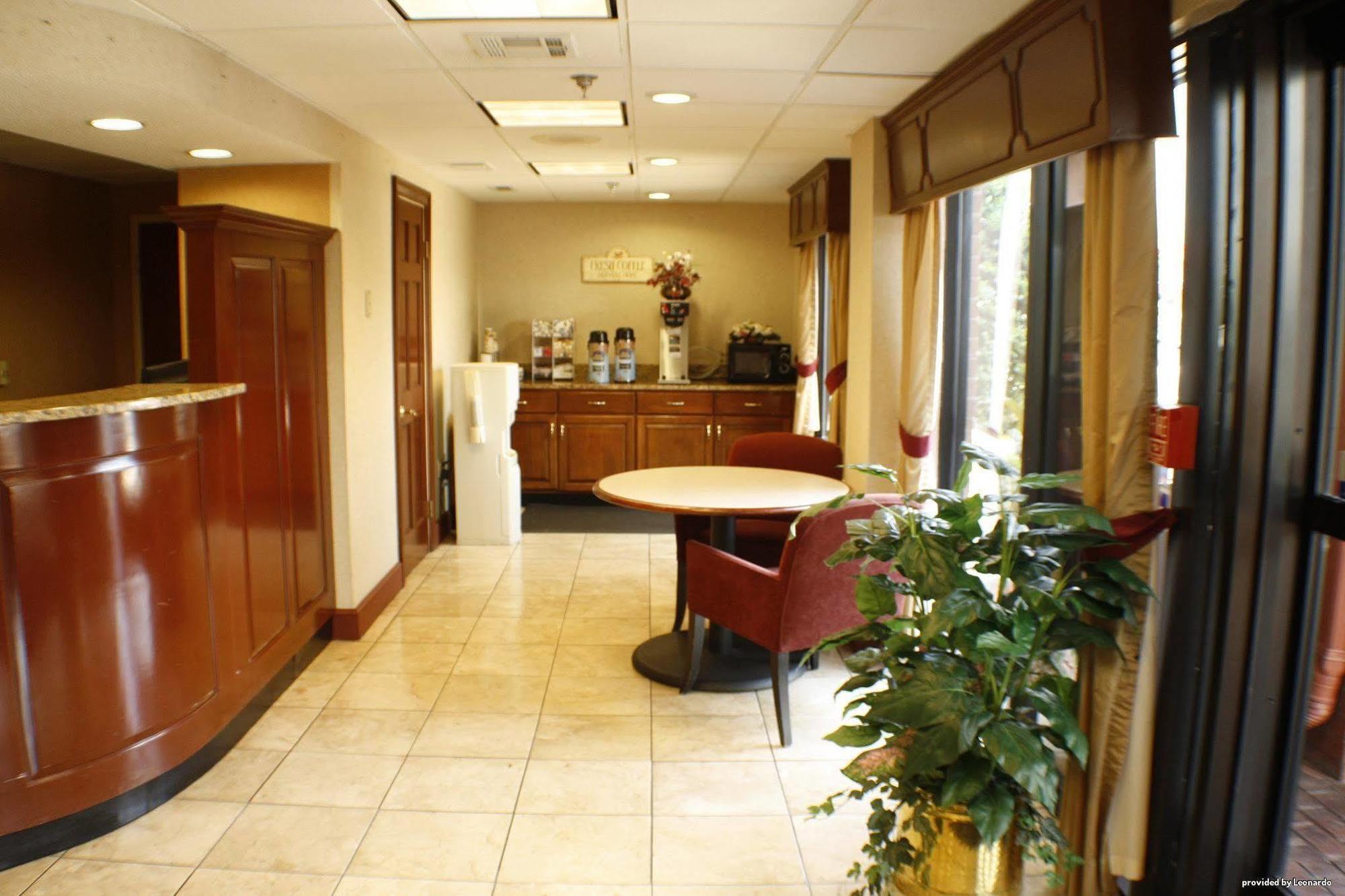Hotel Western Executive Richmond Dumbarton